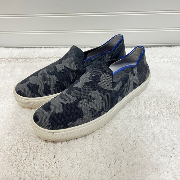 ROTHY'S Gray Camouflage Slip On Sneakers "The Sneaker" Women’s Size 9.5 - Picture 1 of 11